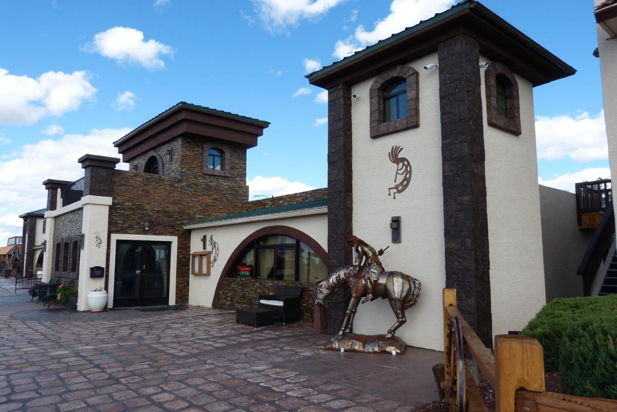 Popular attractions Area Nearby Property